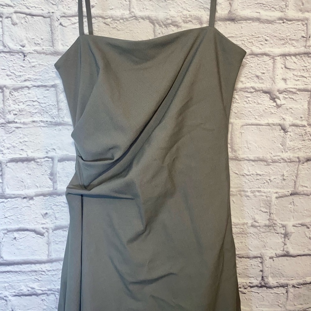 Zara. Grey Ruched Maxi Dress. NWT. Classic Silhouette. Size XS. - Picture 8 of 15